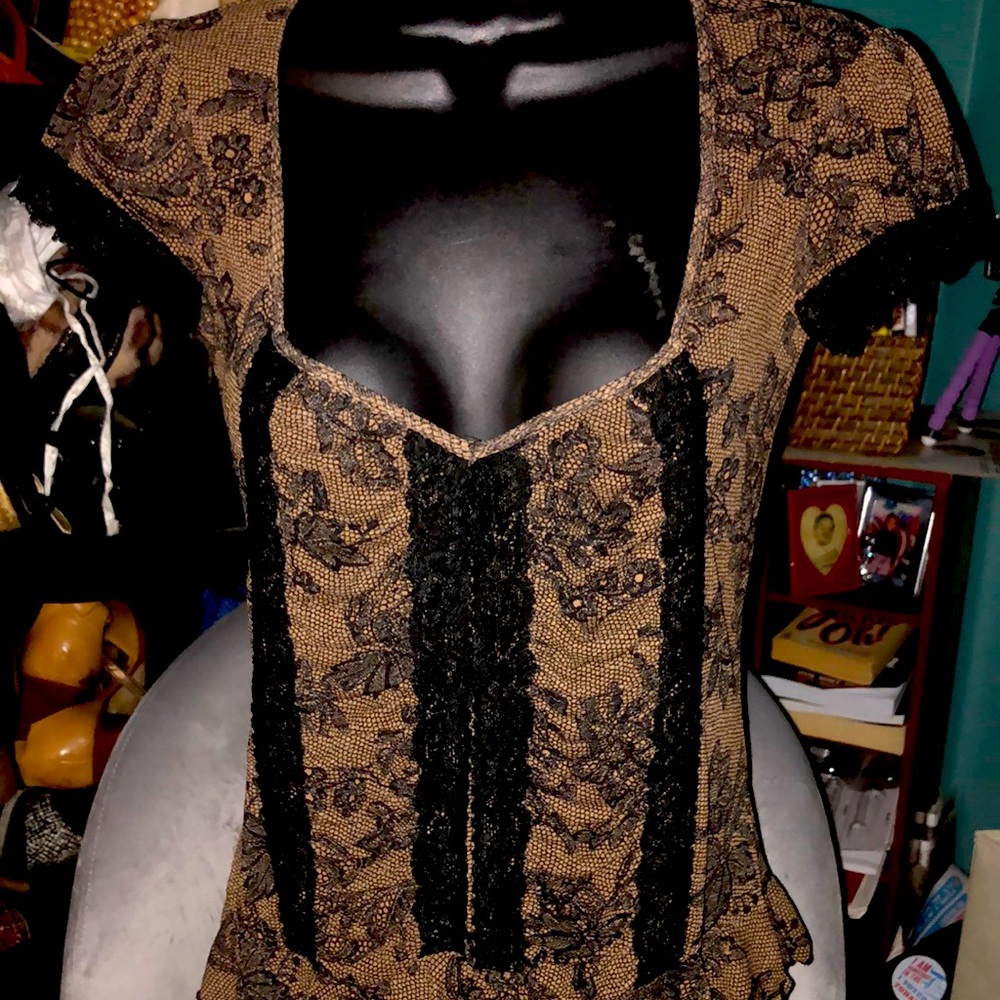 VINTAGE Brown and Black Lace Top